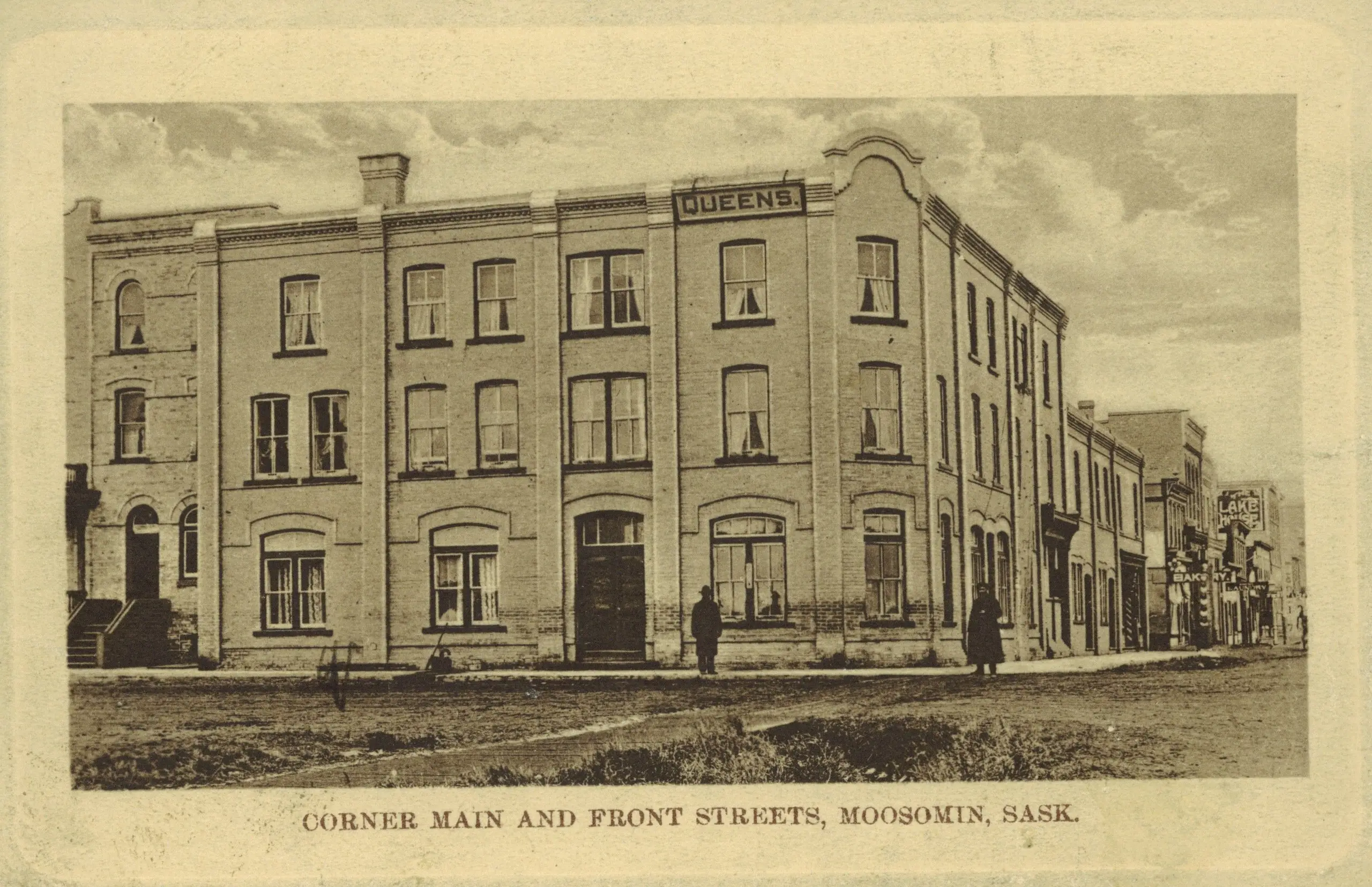 Corner of Main and Front Streets, with the Queens hotel