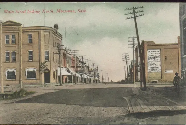 Main Street looking north